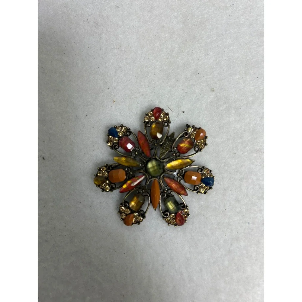 Unbranded intricate floral